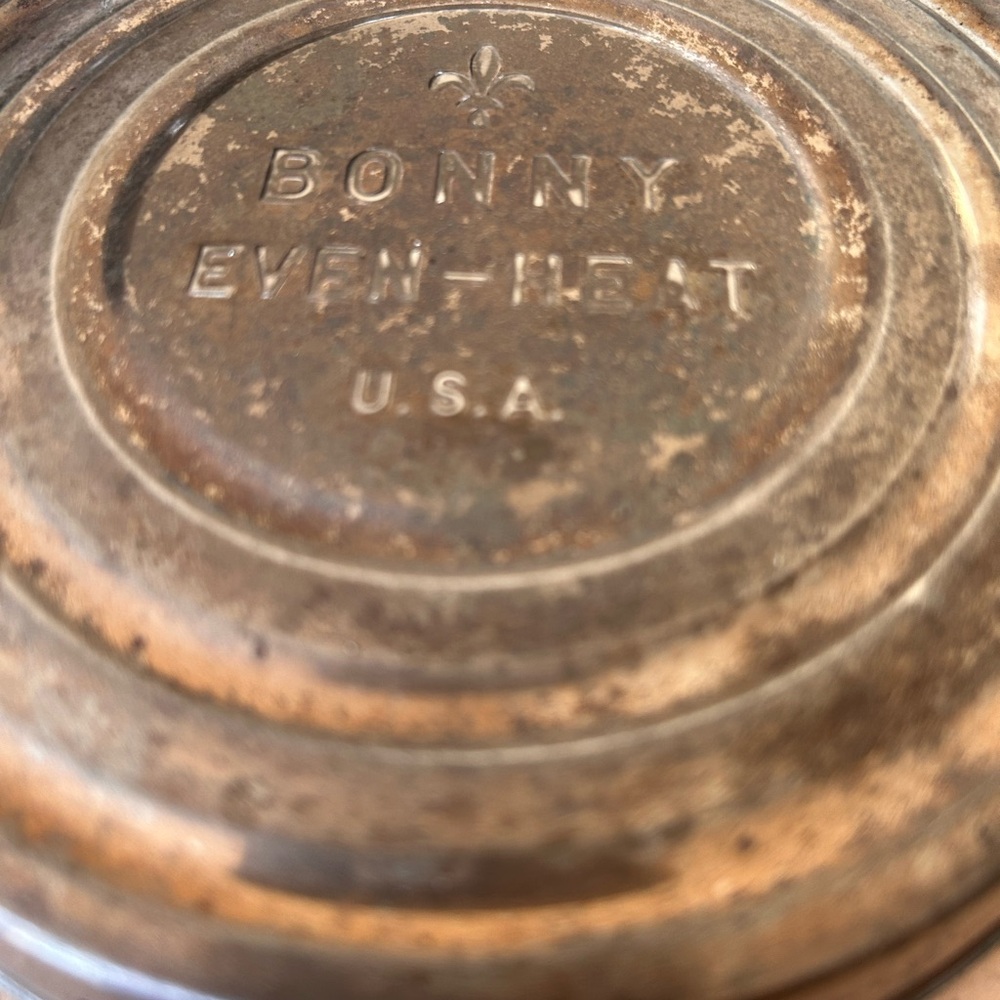 Farmhouse Chic Bonny Even-Heat Copper Accent - Brown Copper Finish Works great!